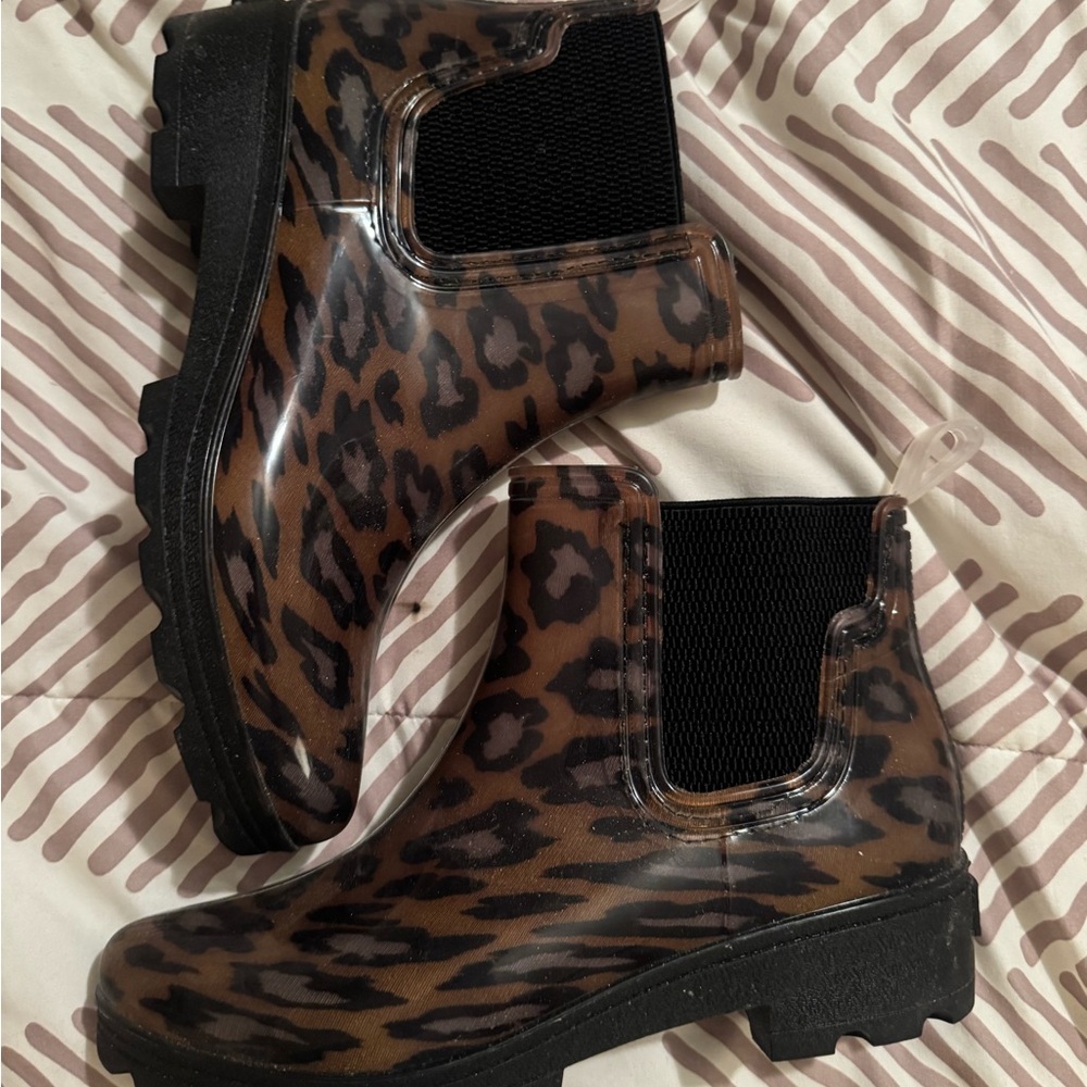 Leopard Print Rain Boots